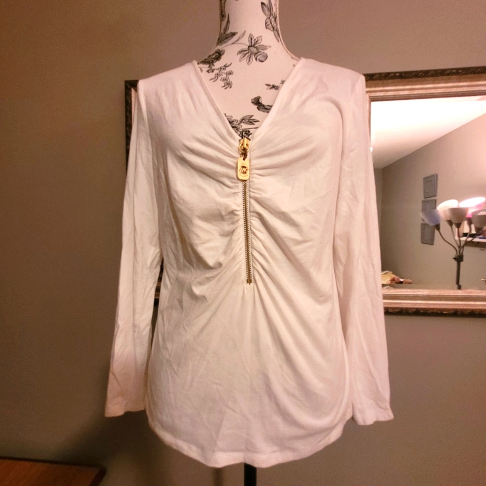 Michael Kors top size L